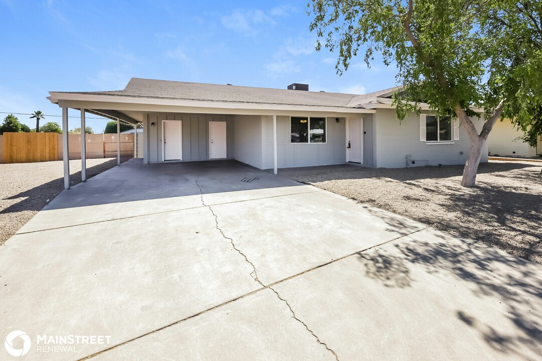 9625 N 43rd Dr in Glendale, AZ - Building Photo