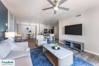 10200 Falcon Pine Blvd in Orlando, FL - Building Photo - Building Photo