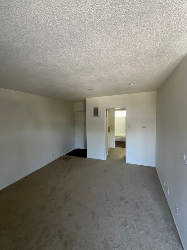 780 Earlham St