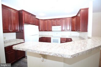 1665 Kenton Rd in Dover, DE - Building Photo - Building Photo