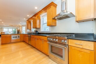 417 Walden St, Unit 417 in Cambridge, MA - Building Photo - Building Photo