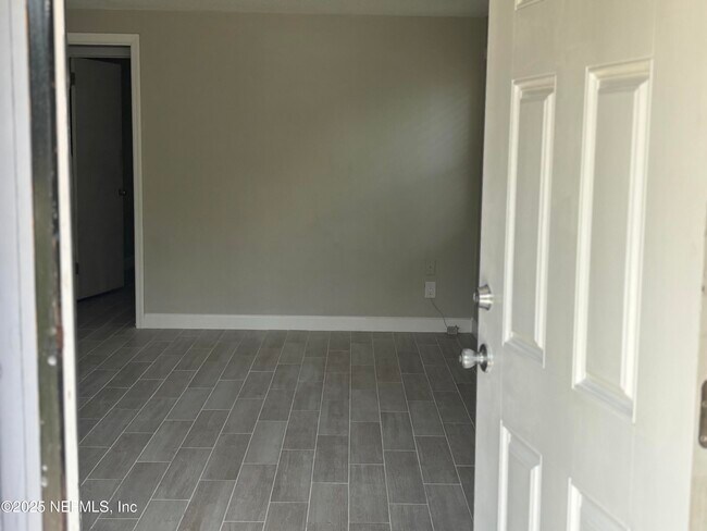 9079 11th Ave in Jacksonville, FL - Building Photo - Building Photo