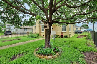 1408 W 47th St in Austin, TX - Building Photo - Building Photo