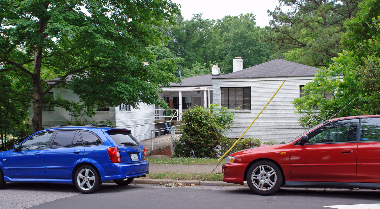 130 Cox Ave in Raleigh, NC - Building Photo