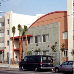 Amistad Plaza in Los Angeles, CA - Building Photo - Building Photo