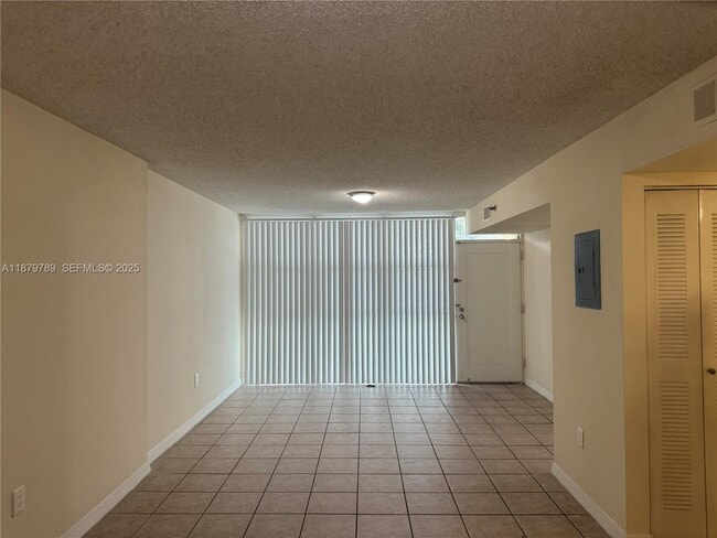 property at 915 NW 1st Ave