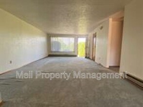 1107 Thomas Ave in Shelton, WA - Building Photo - Building Photo