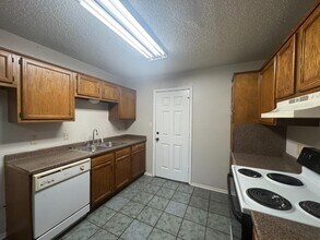 304 McBride St in Lone Oak, TX - Building Photo - Building Photo