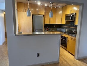 4800 N Stanton St, Unit 16 in El Paso, TX - Foto de edificio - Building Photo