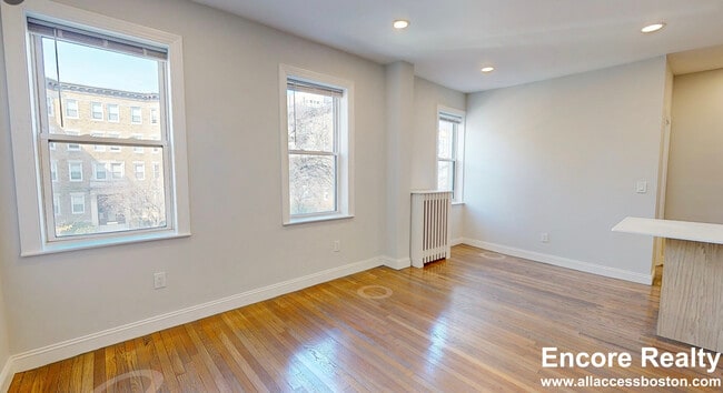 property at 106 Queensberry St