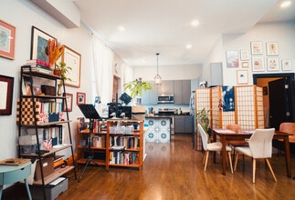 444 Western Ave in Boston, MA - Foto de edificio - Building Photo