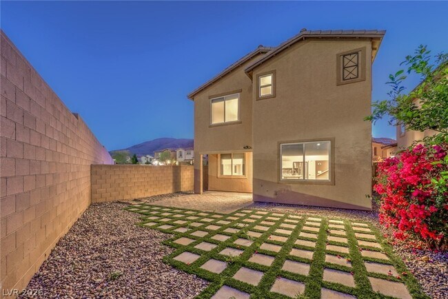 12420 Pinetina St in Las Vegas, NV - Building Photo - Building Photo