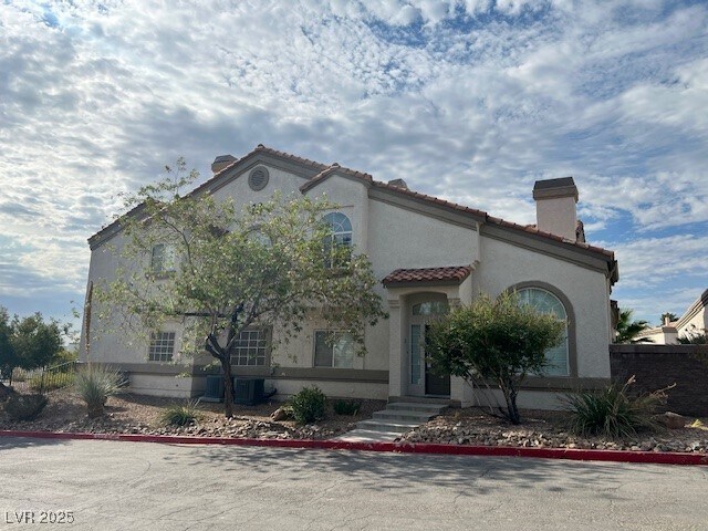 380 Seine Way in Henderson, NV - Foto de edificio