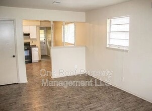 5308 Ditzler Ave in Raytown, MO - Building Photo - Building Photo