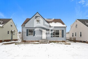 364 E 330th St in Willowick, OH - Building Photo