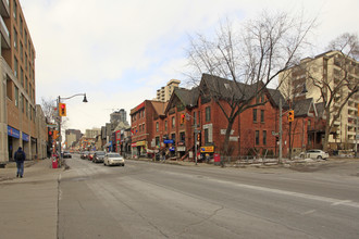 The Alexus in Toronto, ON - Building Photo - Building Photo