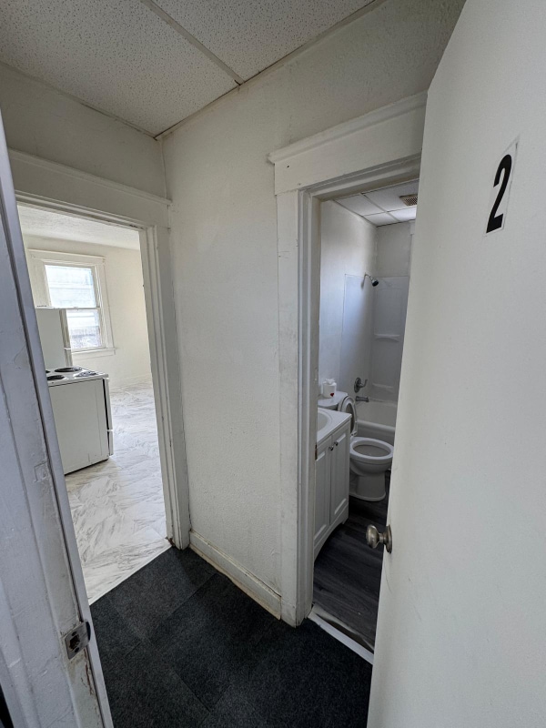 4228 Greensburg Pike, Unit 2 in Pittsburgh, PA - Building Photo - Building Photo