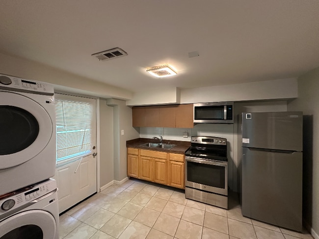 3988 Centennial Trail NW in Duluth, GA - Foto de edificio - Building Photo