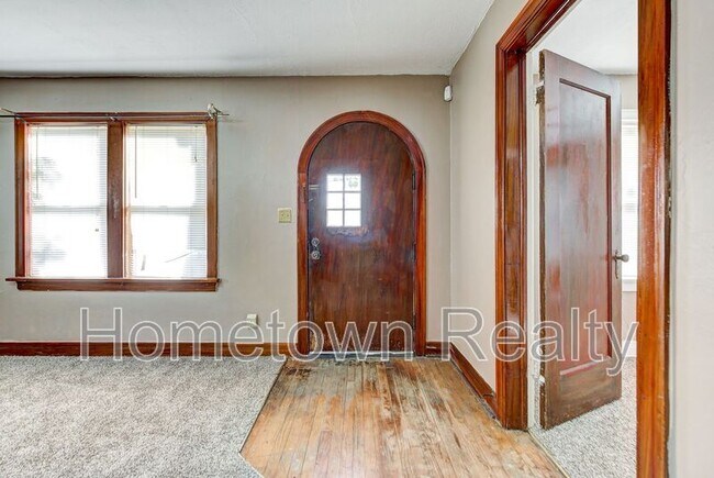 2213 N Hood St in Oklahoma City, OK - Building Photo - Building Photo