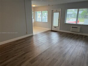 2020 NE 51st Ct in Fort Lauderdale, FL - Building Photo - Building Photo
