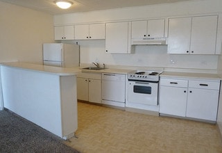 University North Apartments in Denver, CO - Foto de edificio - Building Photo