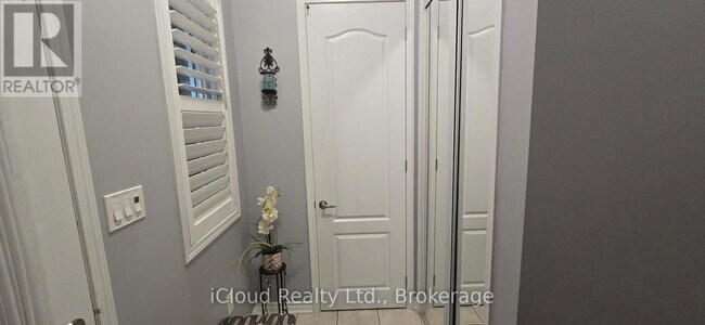 18 Stedford Cres in Brampton, ON - Building Photo - Building Photo