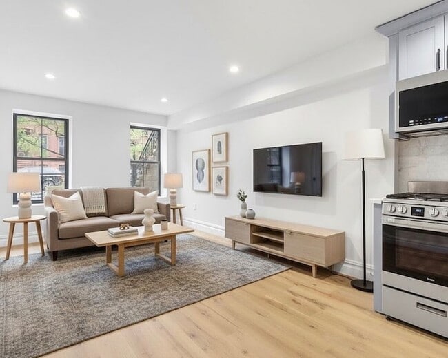 612 Hancock St, Unit 1 in Brooklyn, NY - Foto de edificio - Building Photo