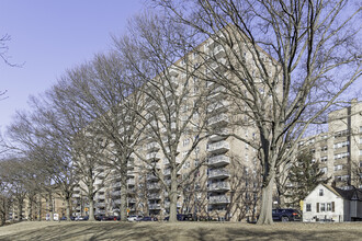 Parkside Apartments in Bronx, NY - Building Photo - Building Photo