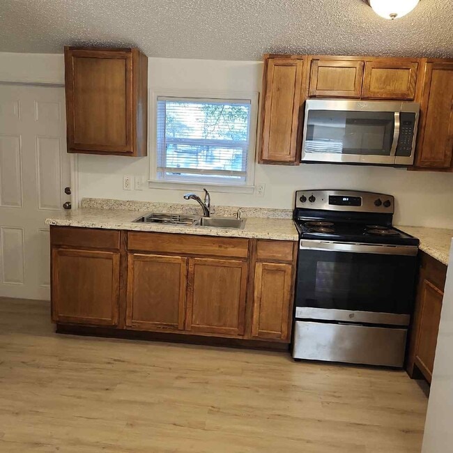 property at 85008 Loretta Ln