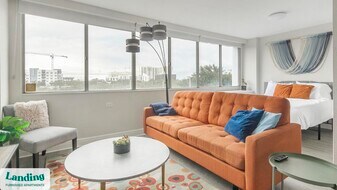 305 Dr. M.L.K. Jr St S in St. Petersburg, FL - Building Photo