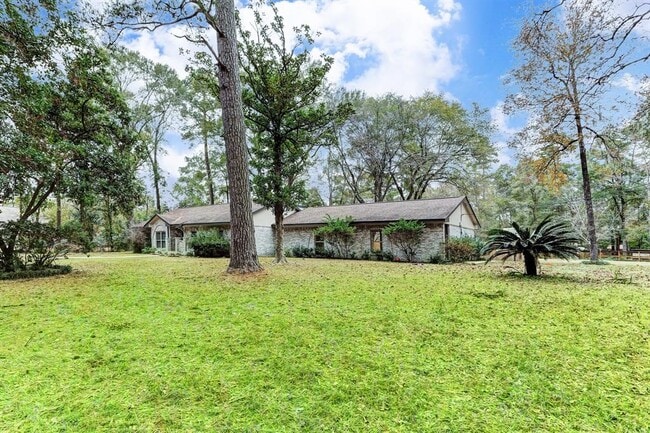 1827 Riverwood Trail in Spring, TX - Building Photo - Building Photo
