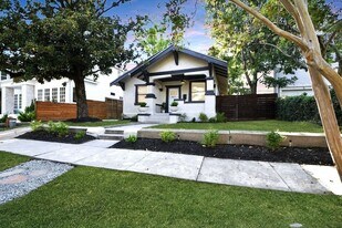 407 Cordell St, Unit 4125 in Houston, TX - Building Photo