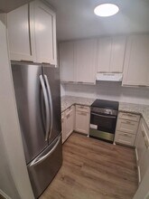 8906 Ilona Ln in Houston, TX - Foto de edificio - Building Photo