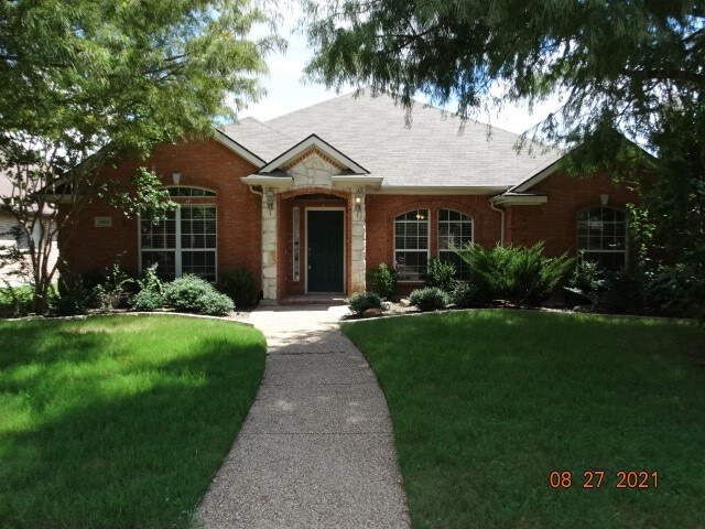 property at 5016 Adolphus Dr