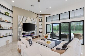 2751 NW 70th Blvd in Boca Raton, FL - Building Photo - Building Photo