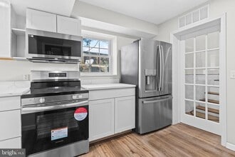 46520 Rosewood Dr in Lexington Park, MD - Building Photo - Building Photo