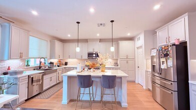 1580 Blue Moon Ln in Roseville, CA - Building Photo - Building Photo