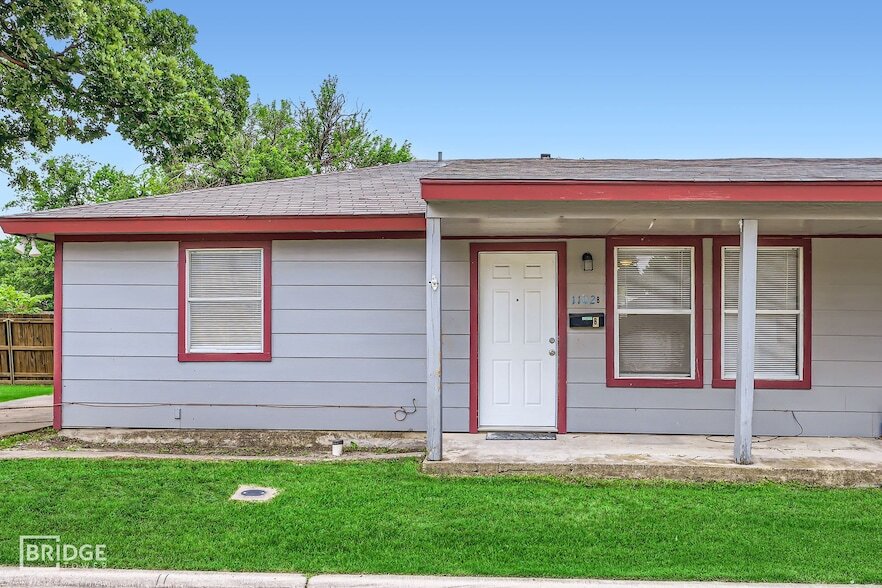 1102 Jefferson St, Unit A in McKinney, TX - Building Photo