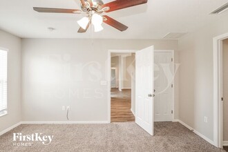 183 Cloverdale Rd in Winter Haven, FL - Building Photo - Building Photo