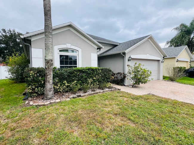 10143 Shadow Creek Dr in Orlando, FL - Building Photo - Building Photo