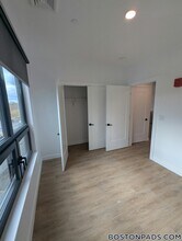 199 Gardner St in Boston, MA - Foto de edificio - Building Photo