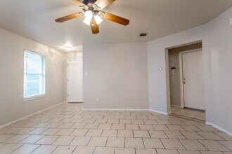 1030 Moser River Dr in Leander, TX - Building Photo - Building Photo