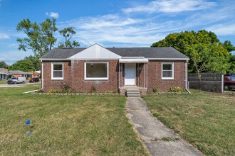 14521 Trenton Rd in Southgate, MI - Building Photo - Building Photo