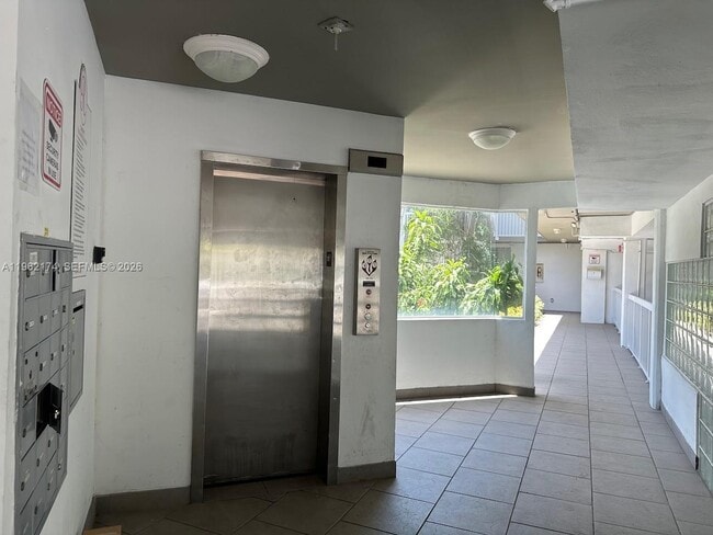 1080 99th St in Bay Harbor Islands, FL - Building Photo - Building Photo