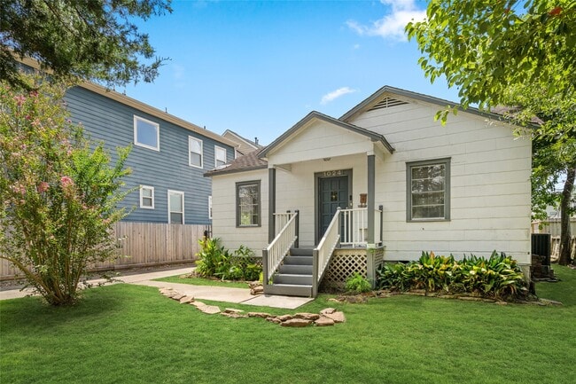 property at 1024 W 16th St