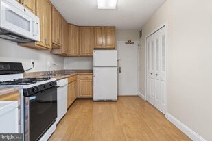 3701 S George Mason Dr