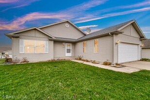 1218 W 85th Ave in Merrillville, IN - Building Photo