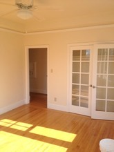 398 W Portal Ave in San Francisco, CA - Building Photo - Interior Photo