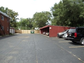 5 N Broadway St in Joliet, IL - Foto de edificio - Building Photo