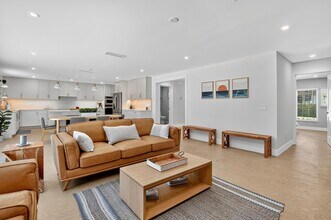 1070 Marble Way, Unit 2 in Boca Raton, FL - Building Photo - Building Photo
